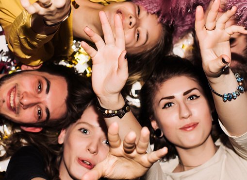 WILLKOMMEN BEI DER GEBURTSTAGSFEIER VON COLWAY INTERNATIONAL